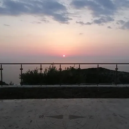 Melikiron Luxury Appartamento *