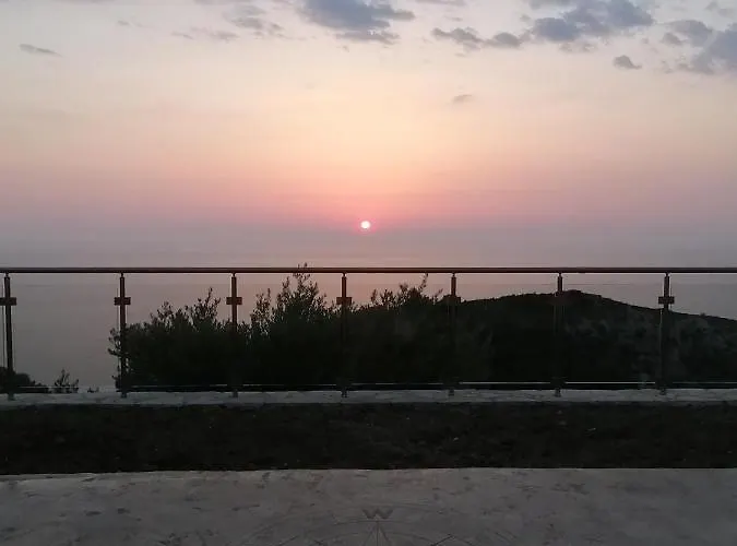 Melikiron Luxury アパート *