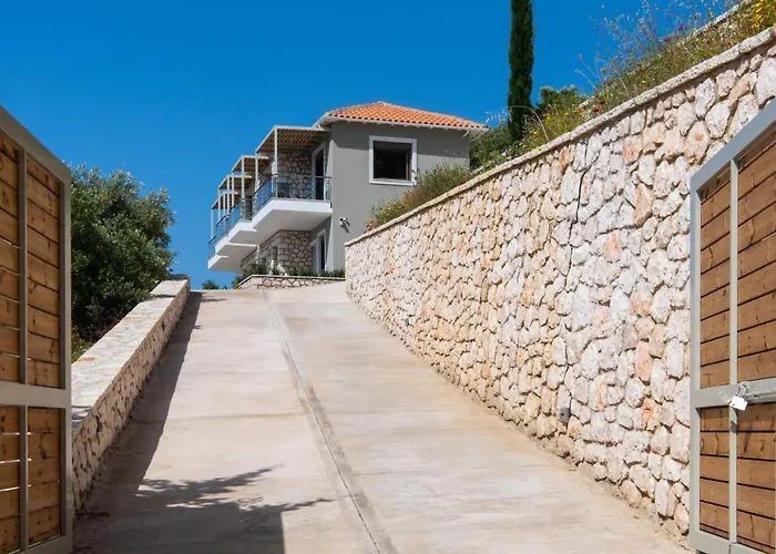 Melikiron Luxury アパート Áyios Nikítas