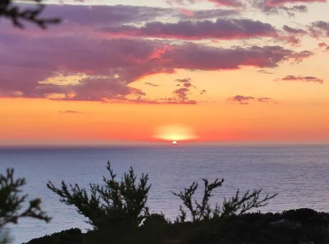 Melikiron Luxury アパート